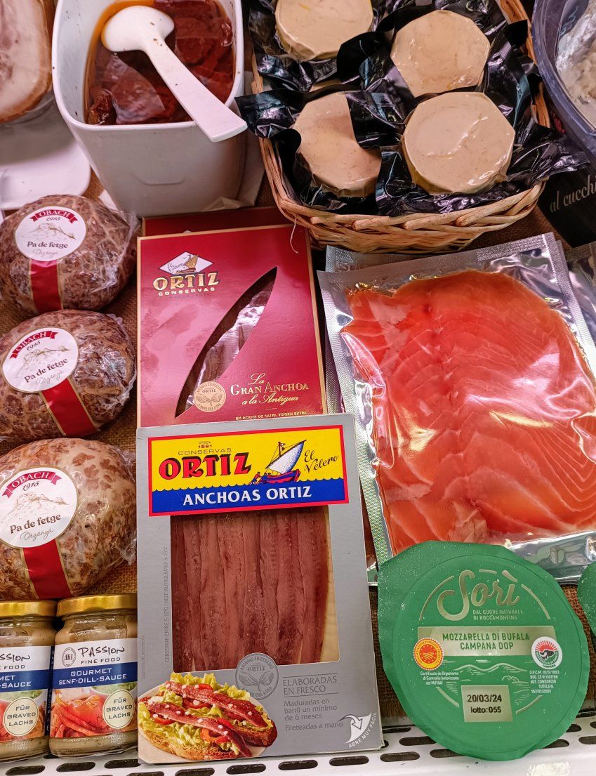 Varietat de conserves